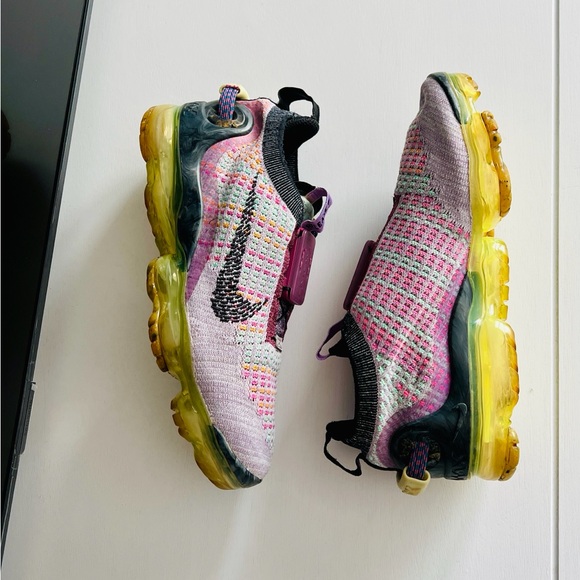 Nike Air VaporMax 2020 Flyknit Violet Ash Multicolor women’s size 6.5y - Picture 4 of 9